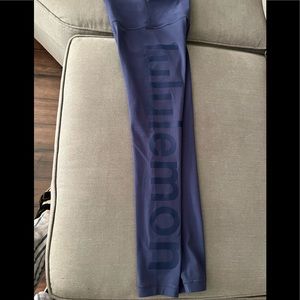 Lululemon Align25” size 4
